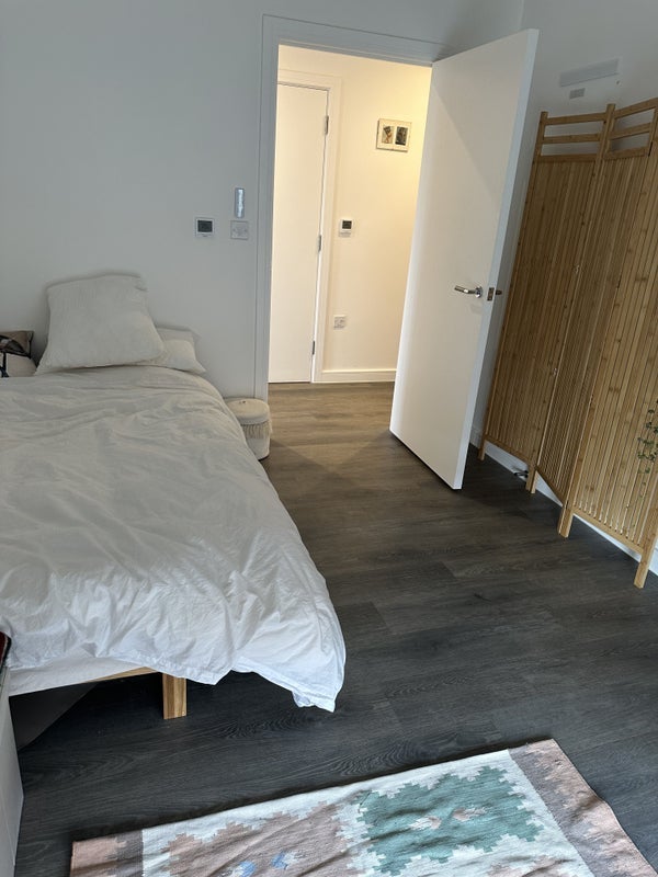 Room York Road in Maidenhead