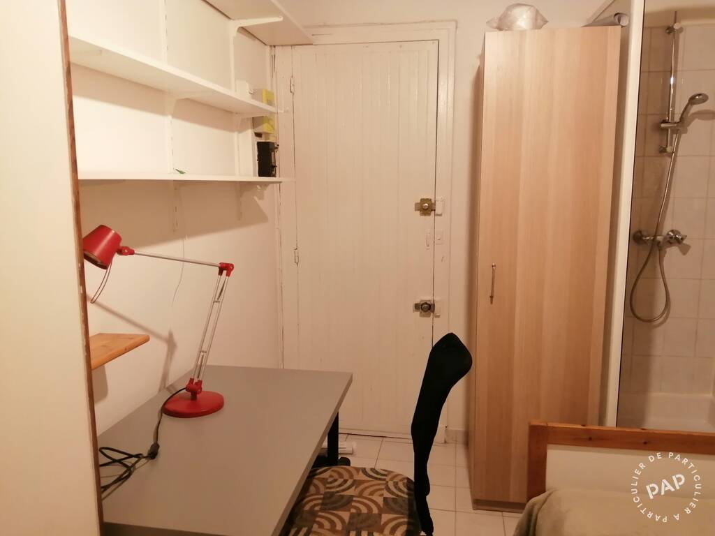 Room Rue de la Santé in Paris