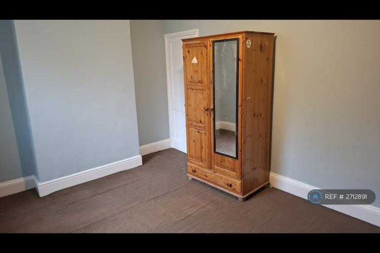 Room Wells Road in Bristol