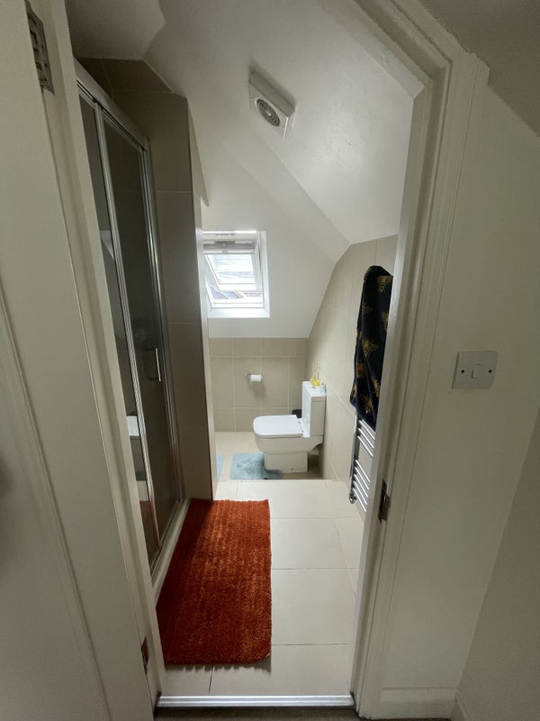 Room Pandora Road in Greater London