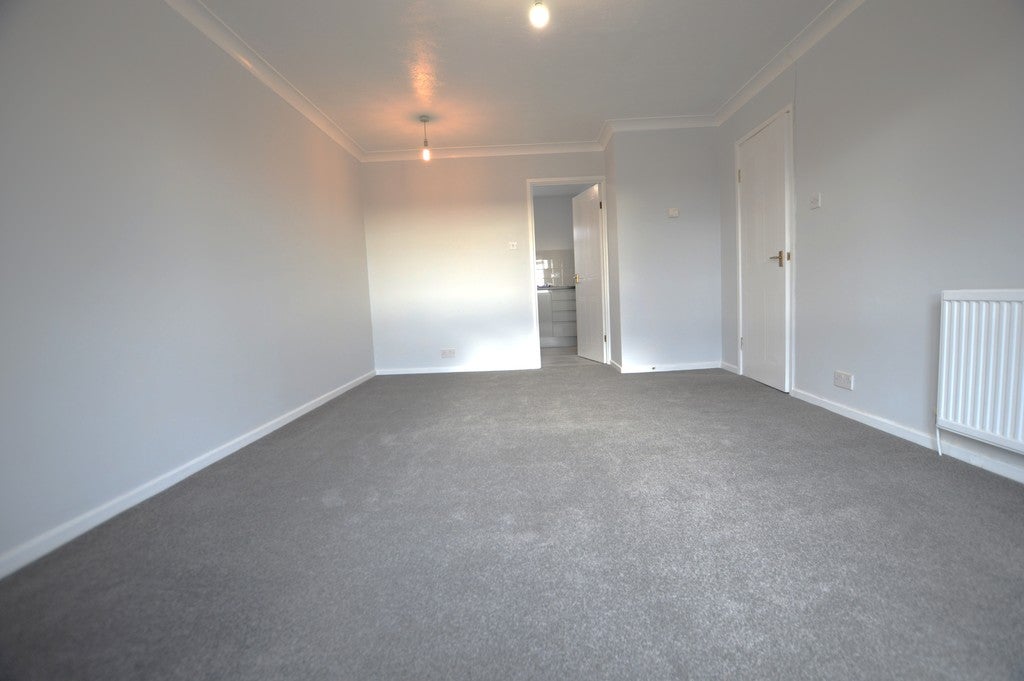 Flat Bullen Close in West Suffolk