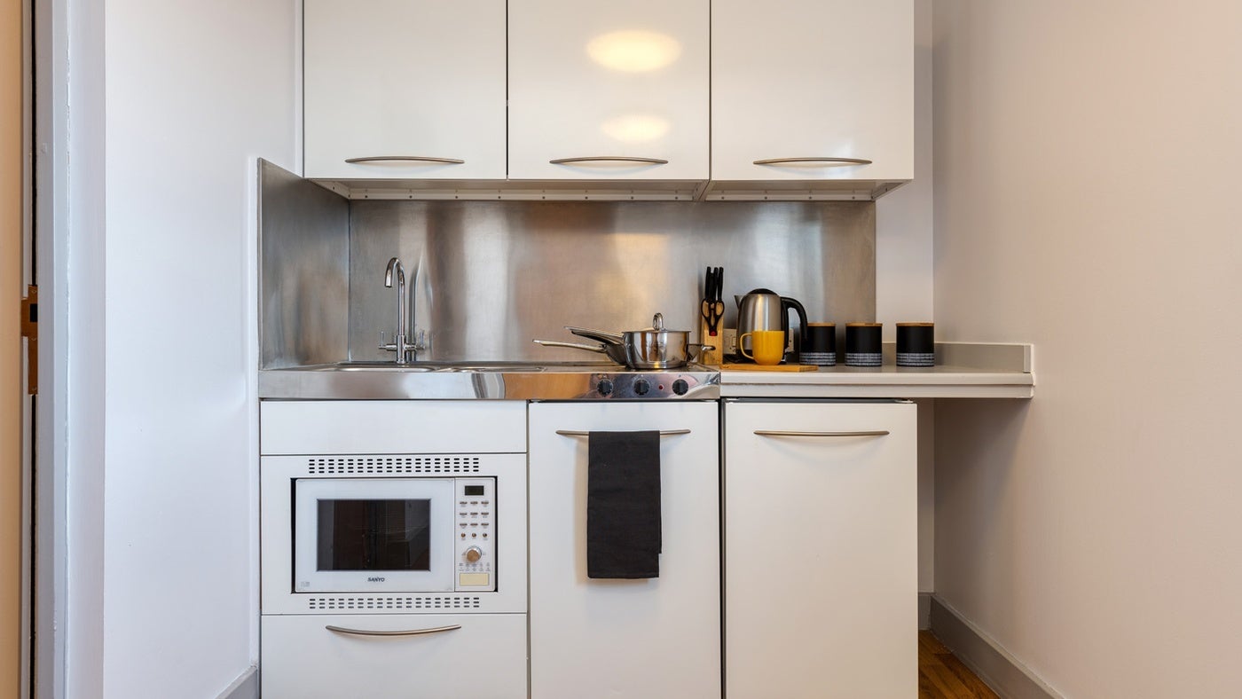 Flat Crasswell Street in Portsmouth