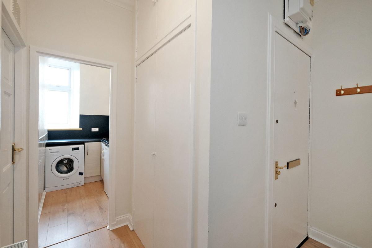 Flat Craig Place in Aberdeen City