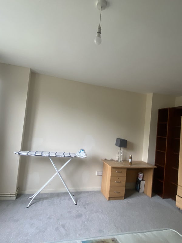 Room Carr Street in Greater London