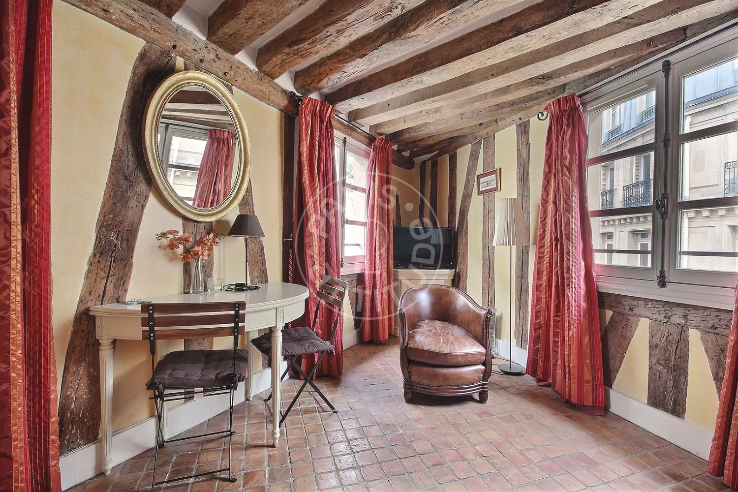 Appartement Rue Saint-Roch à Paris