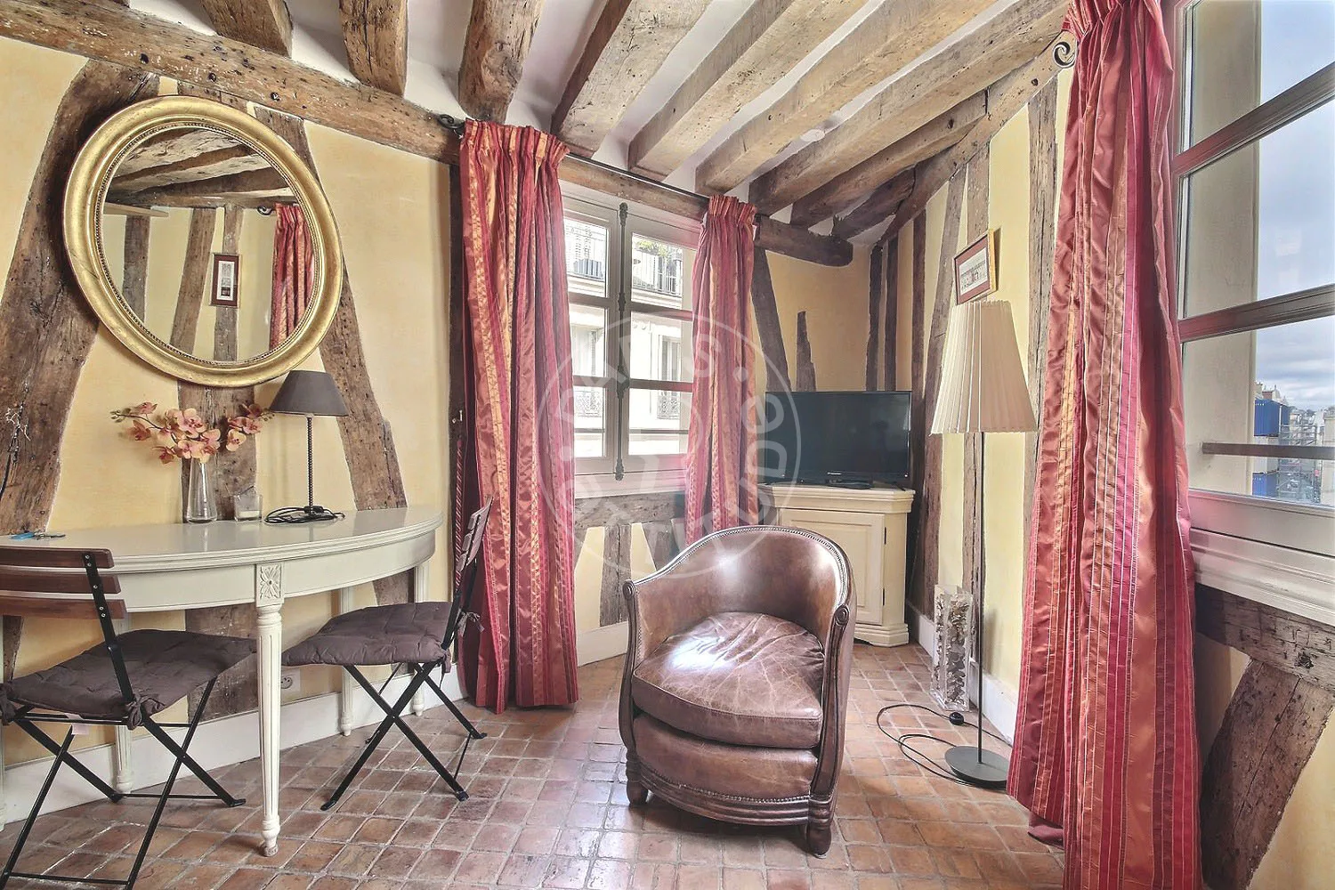 Appartement Rue Saint-Roch à Paris