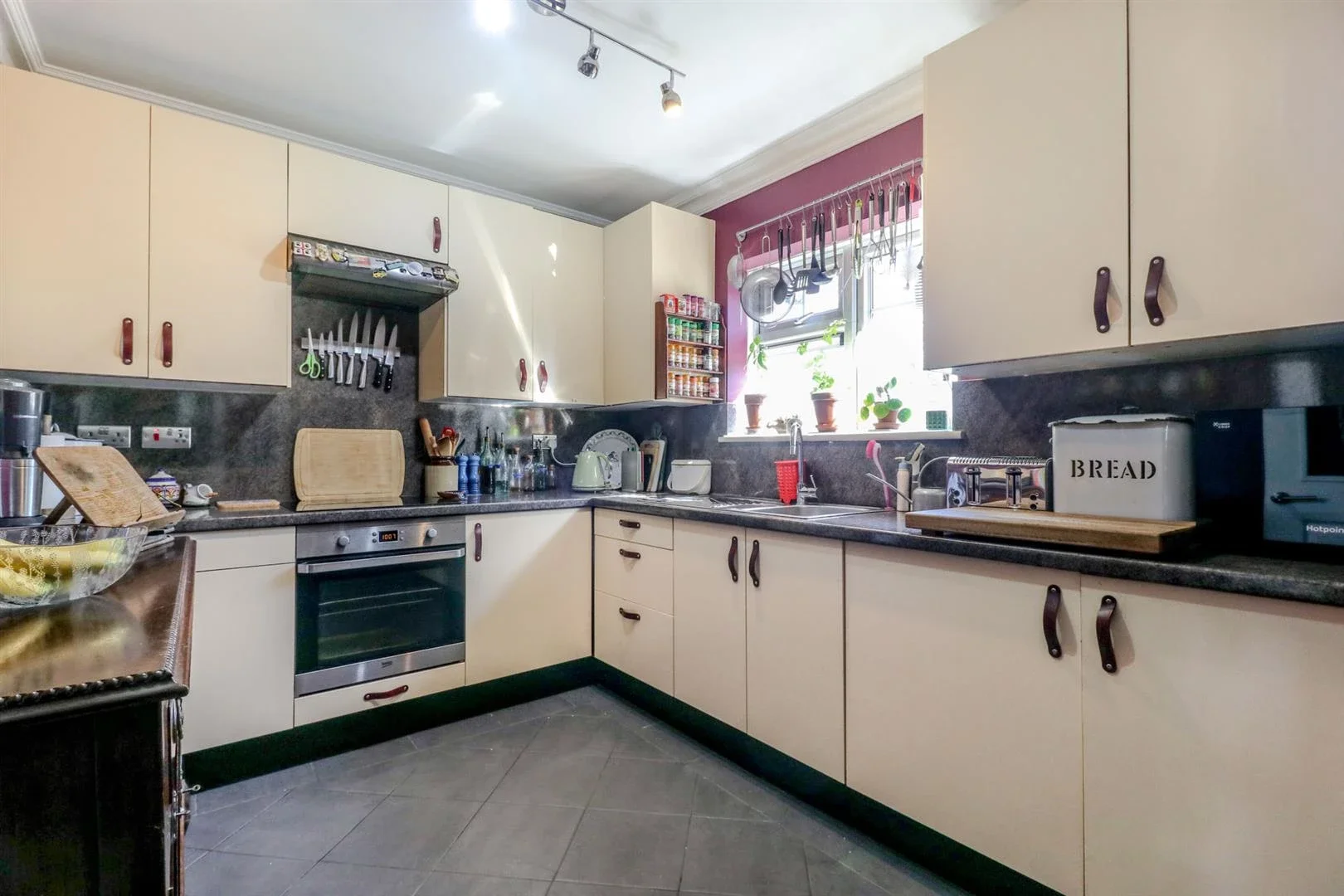 Flat Otterbourne Road in Greater London