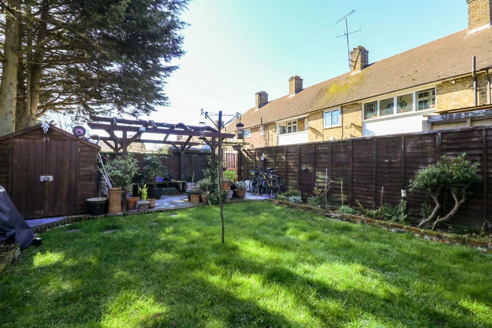 Flat Otterbourne Road in Greater London