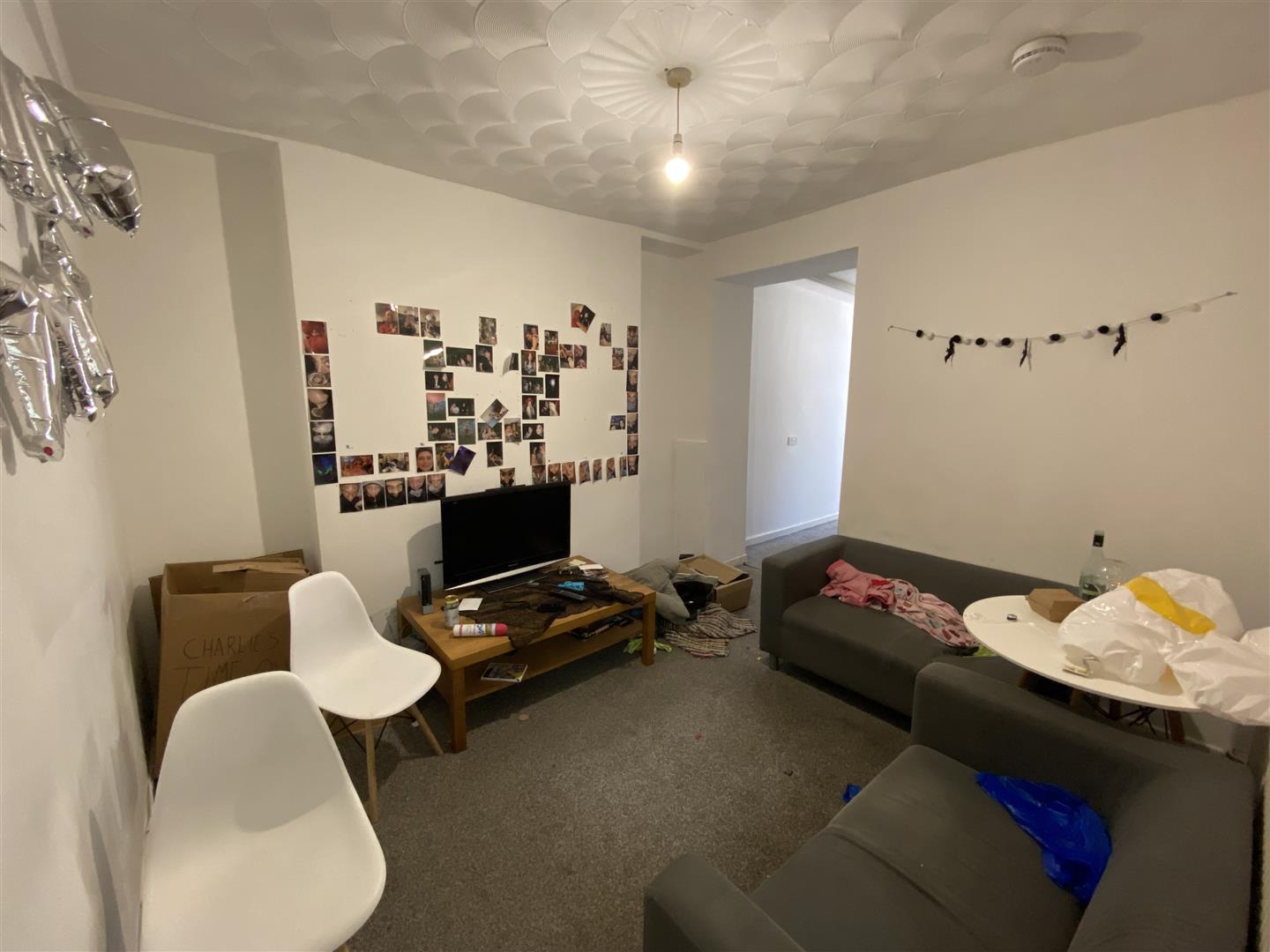 Flat Queen Street in Pontypridd