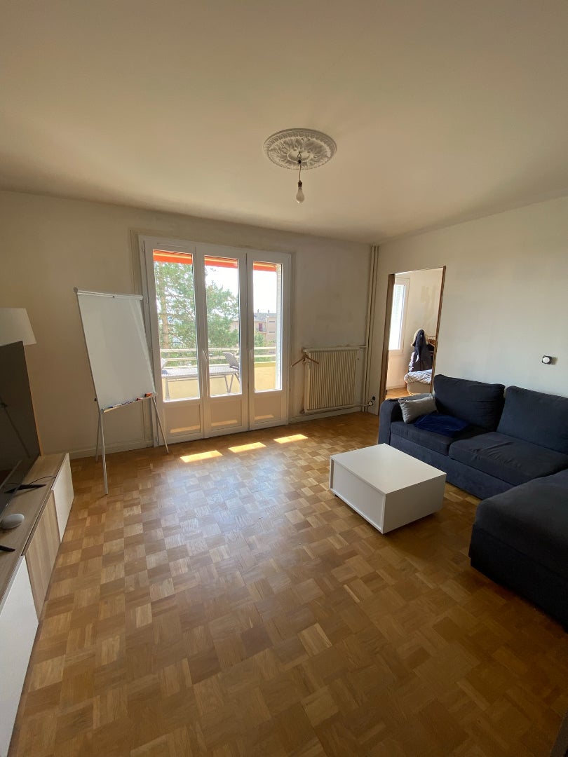 Flat Rue des Champs Pacaud in Nevers