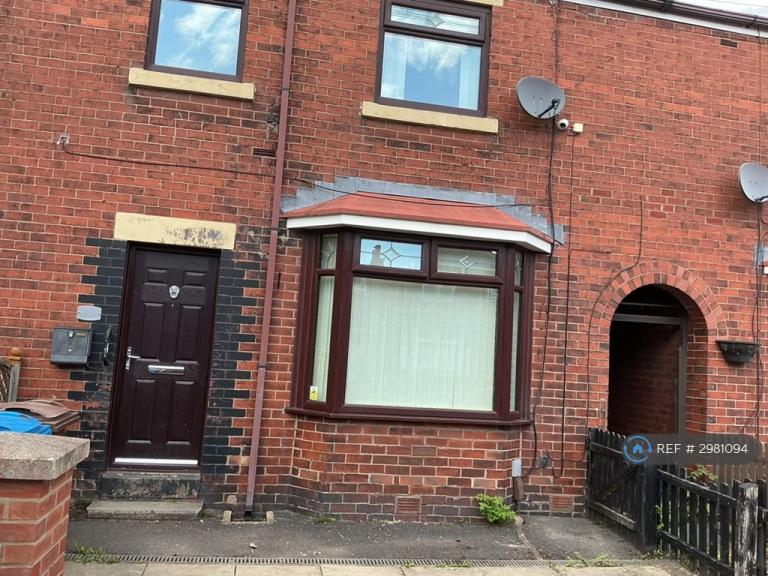 House Ninth Avenue in Oldham