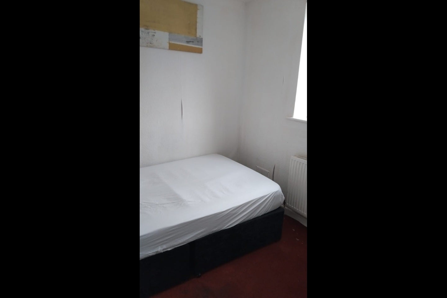 Room Bonscale Crescent in Middleton