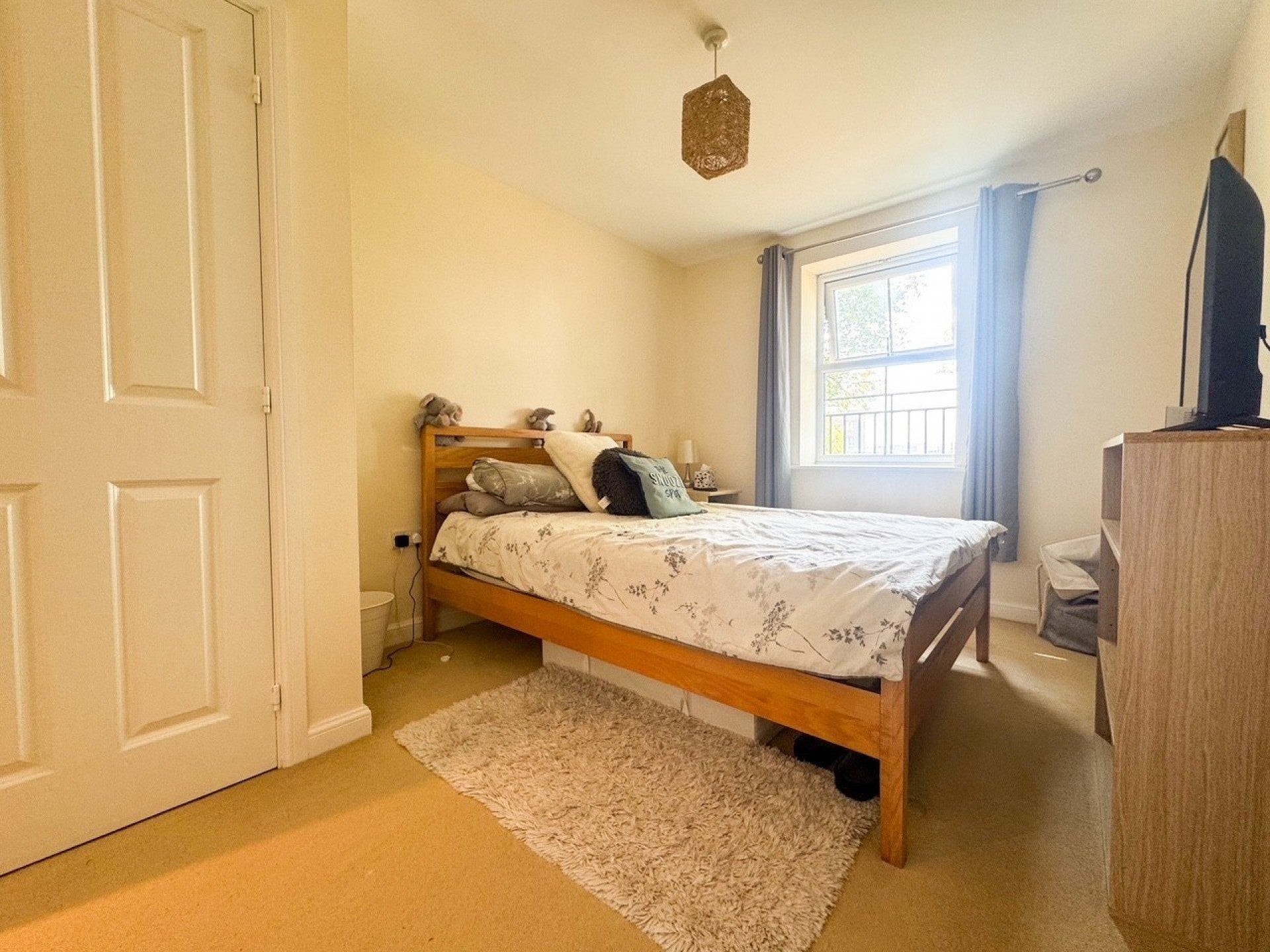 Flat Oak Leaze in Patchway