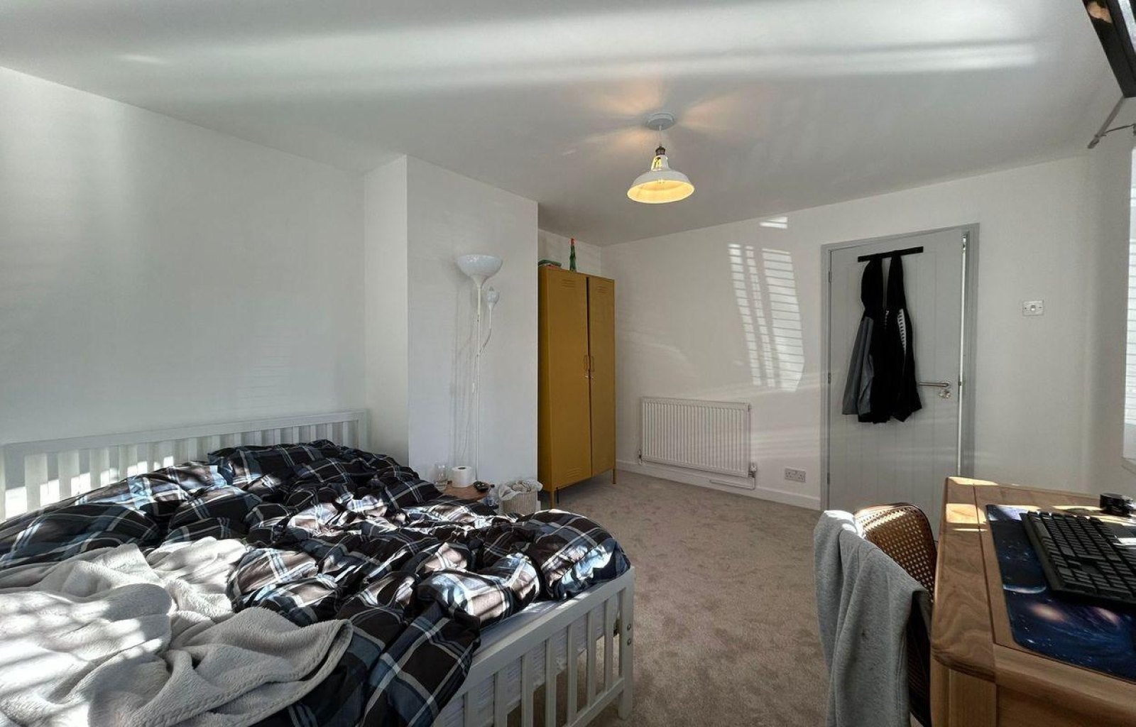 Flat Conygre Grove in Bristol