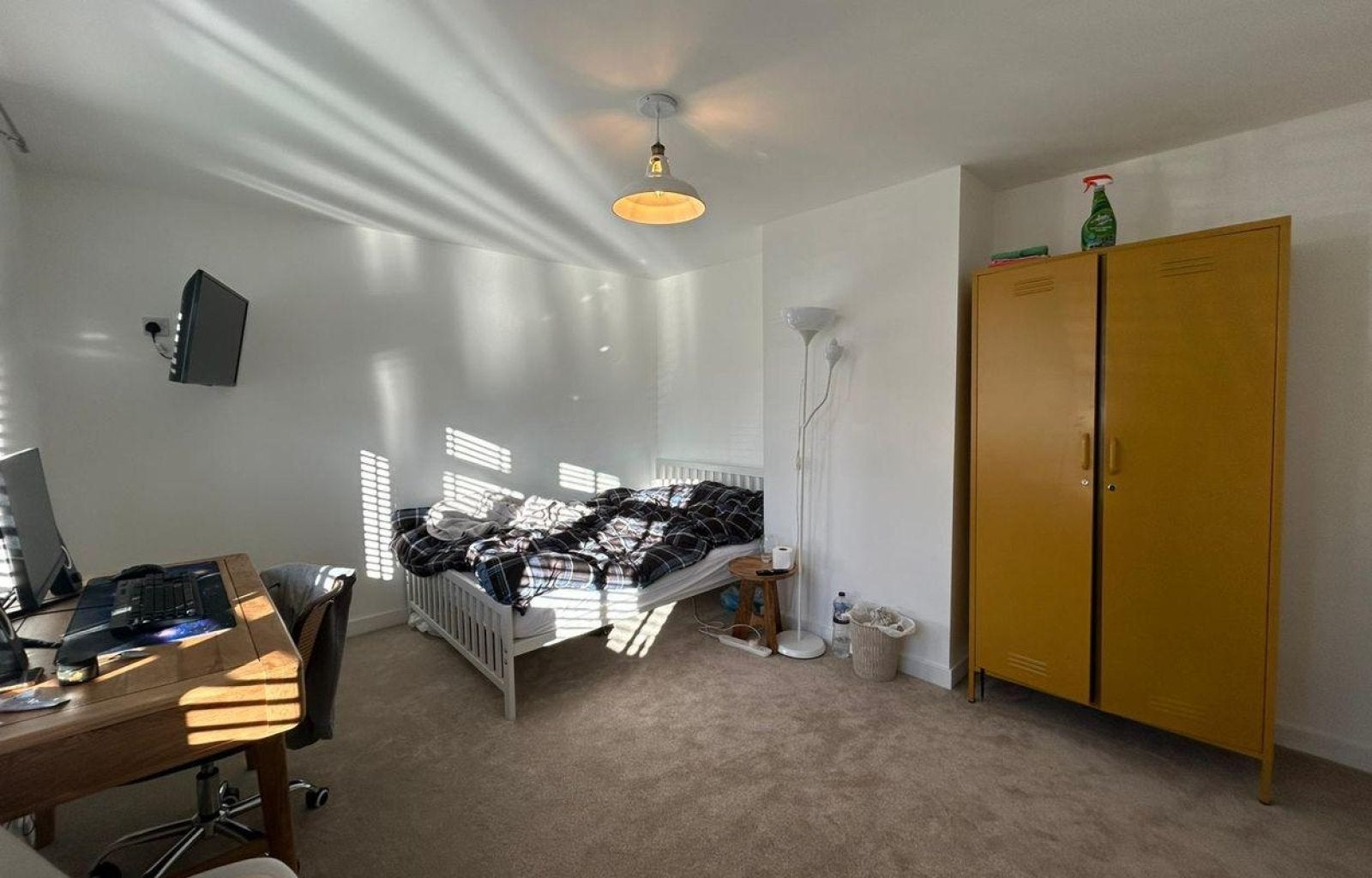 Flat Conygre Grove in Bristol