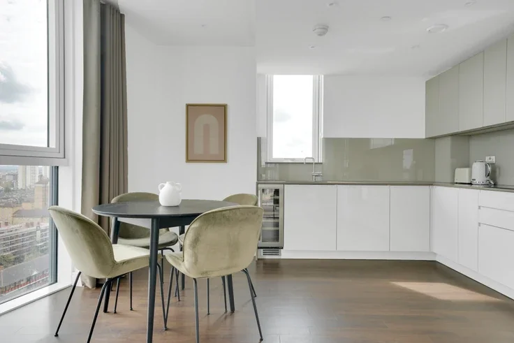 Flat Wandsworth Road in Greater London