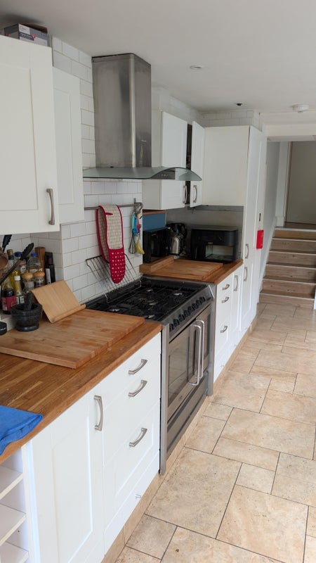 Room Evershot Road in Greater London