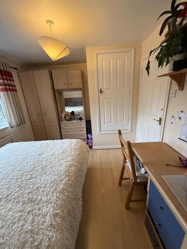 Room Dover Patrol in Greater London