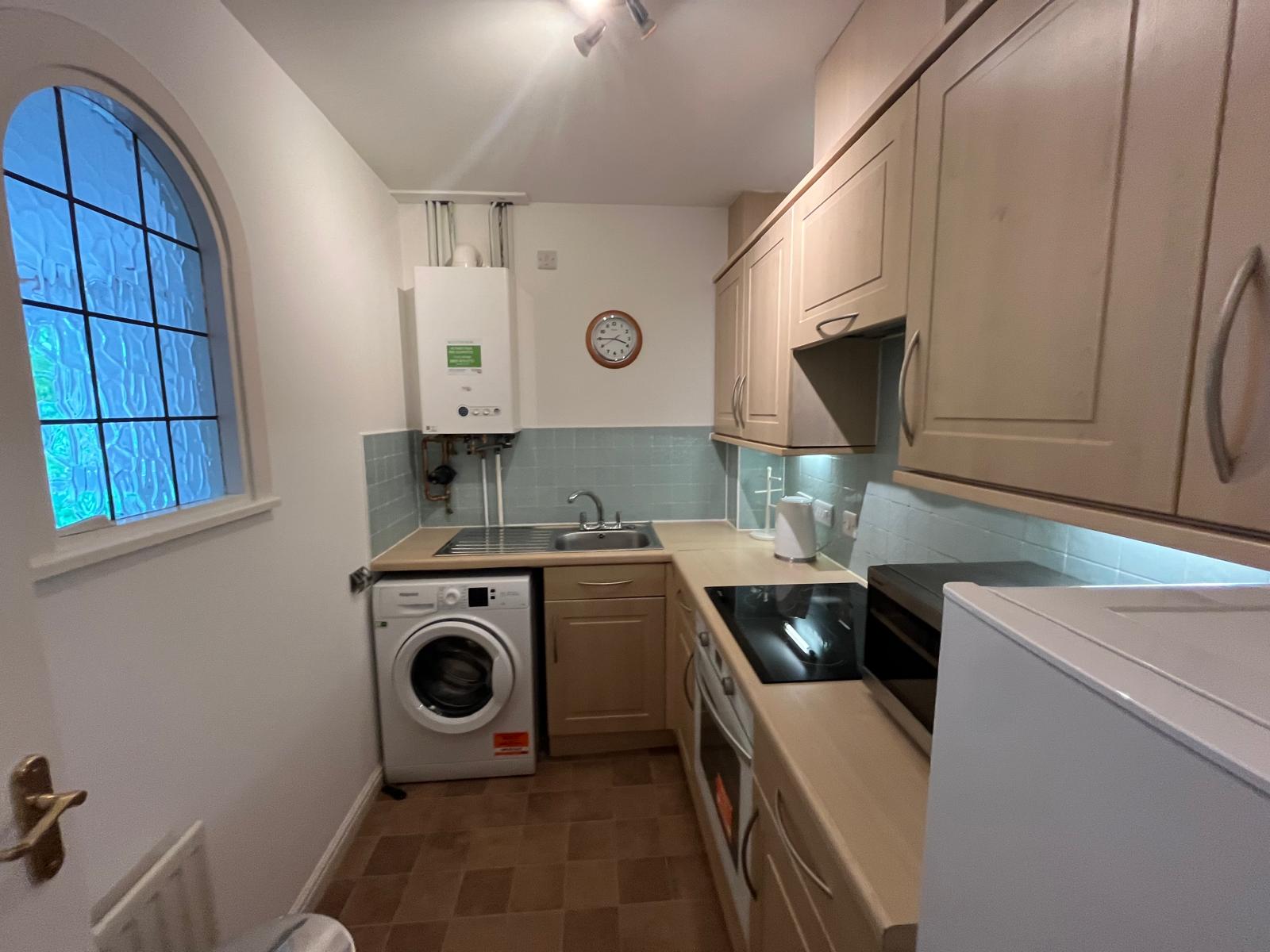 Flat Inglis Green Gait in City of Edinburgh