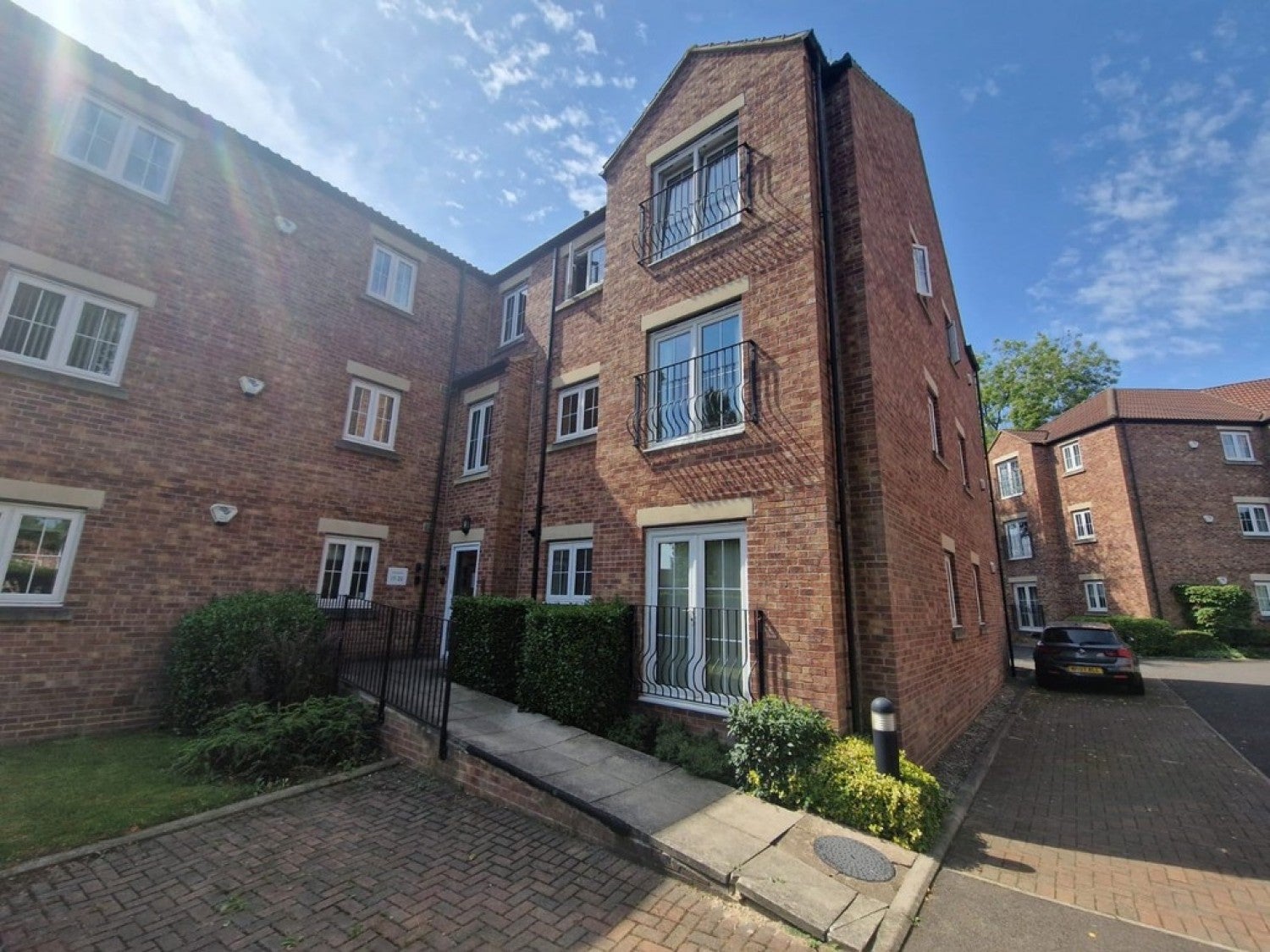 Flat Broom Lane in Rotherham