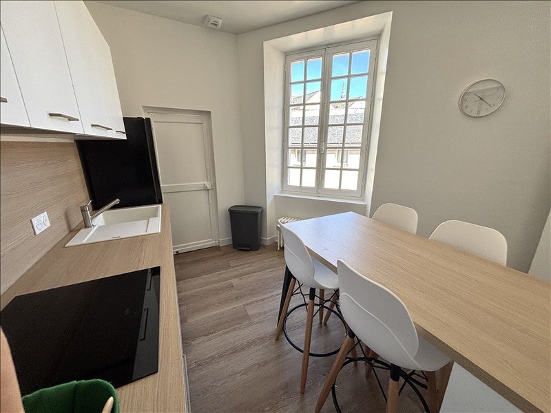 Flat Rue Mathurin Brissonneau in Nantes