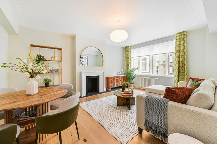 Flat Sloane Street in Greater London