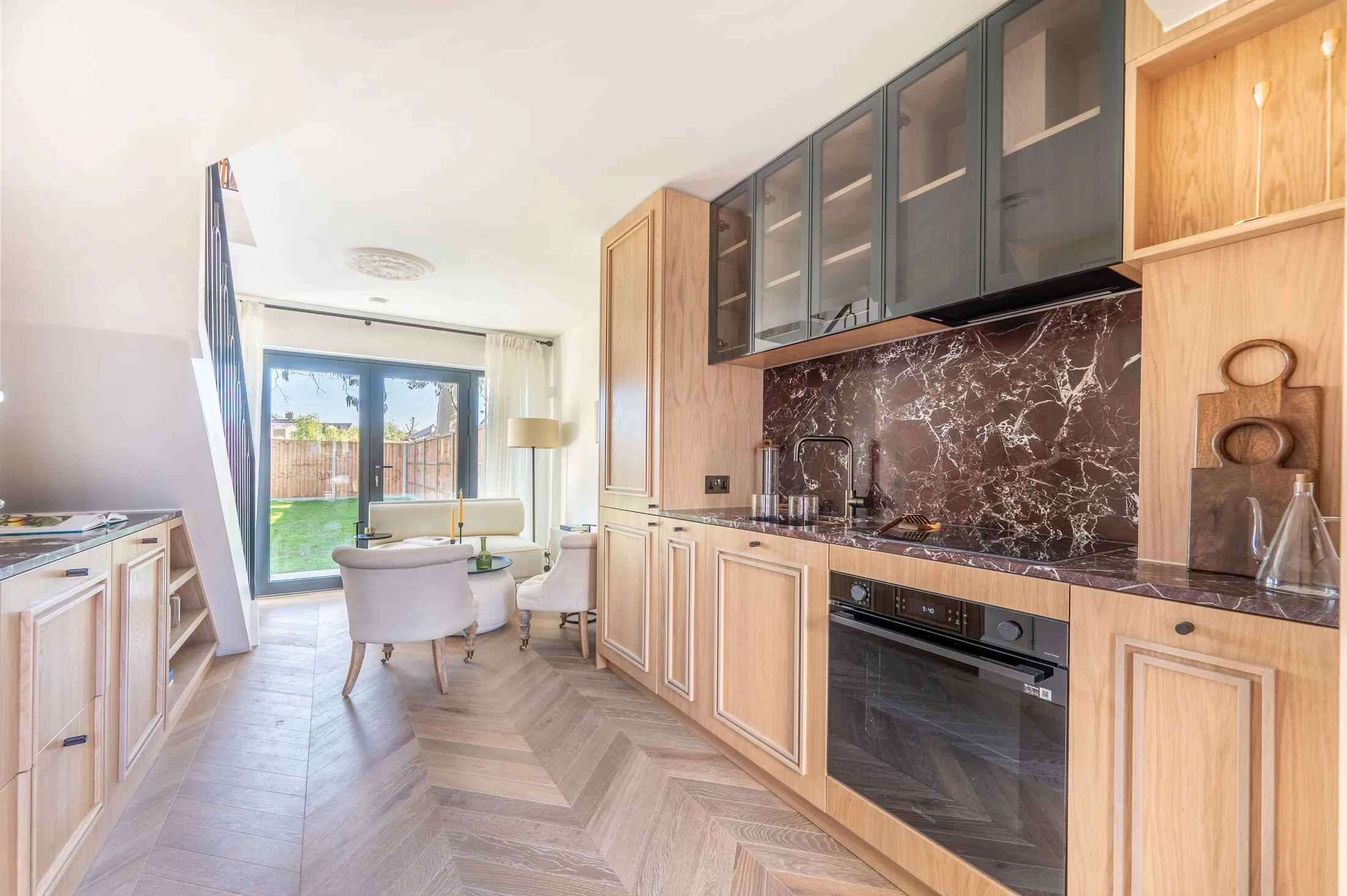 Flat St Quintin Avenue in Greater London