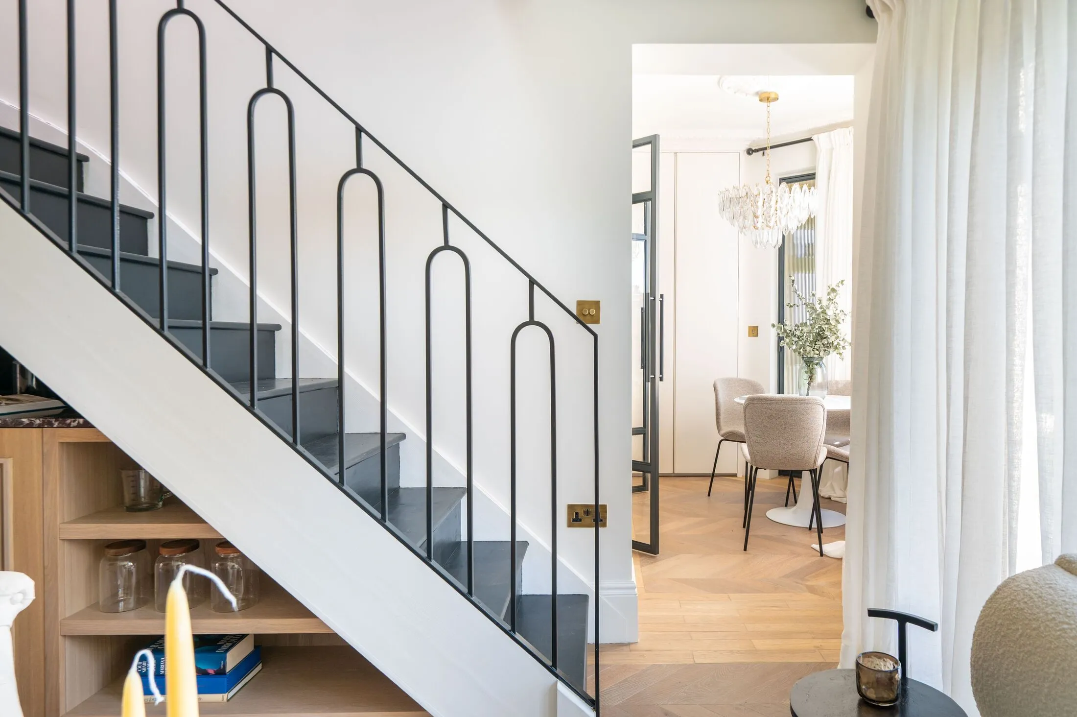 Flat St Quintin Avenue in Greater London