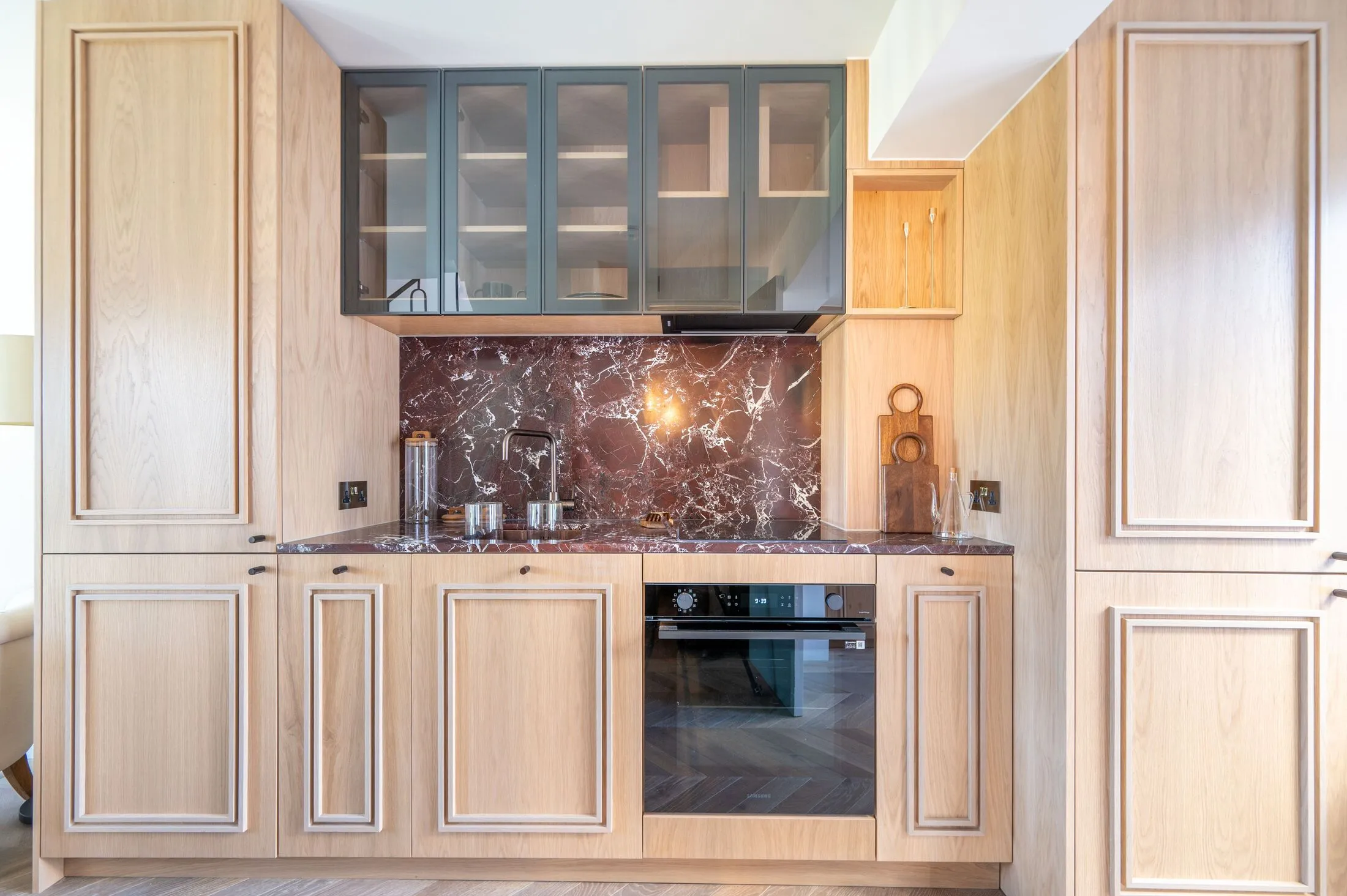 Flat St Quintin Avenue in Greater London