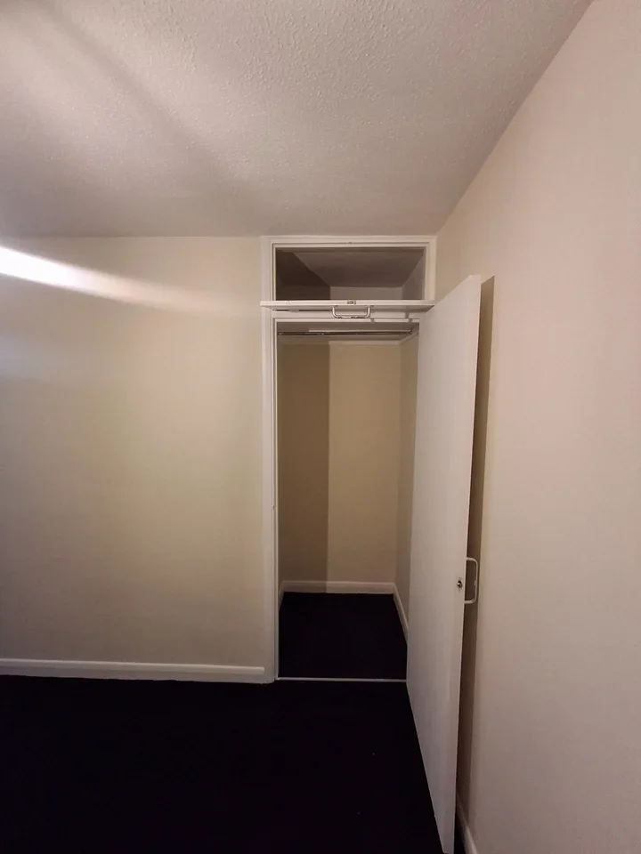 Flat Hornsey Road in Greater London