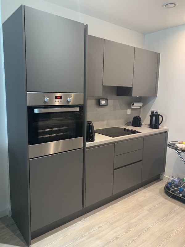 Room Ironworks Way in Greater London