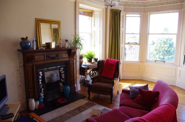 Room Millar Crescent in City of Edinburgh