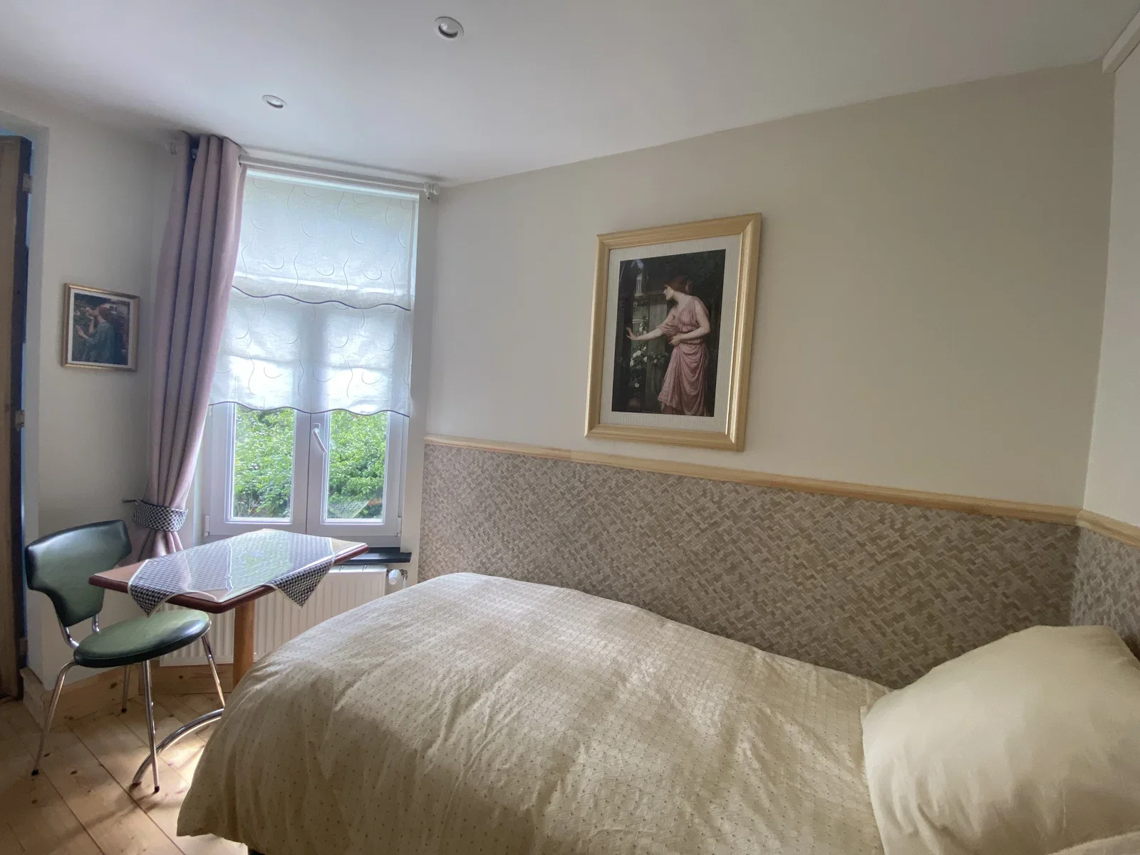 Room Rue de Saint-Quentin in Arras