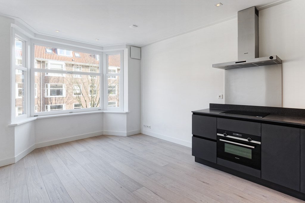 Appartement Van Walbeeckstraat 21 2 in Amsterdam