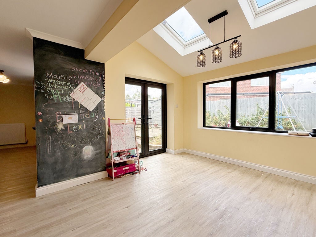 House Kingscliffe Road in South Kesteven