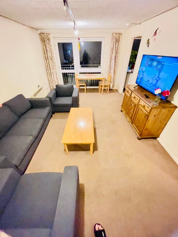 Flat Rufford Close in Greater London