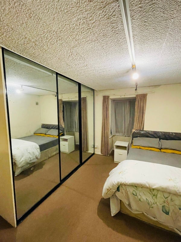 Flat Rufford Close in Greater London