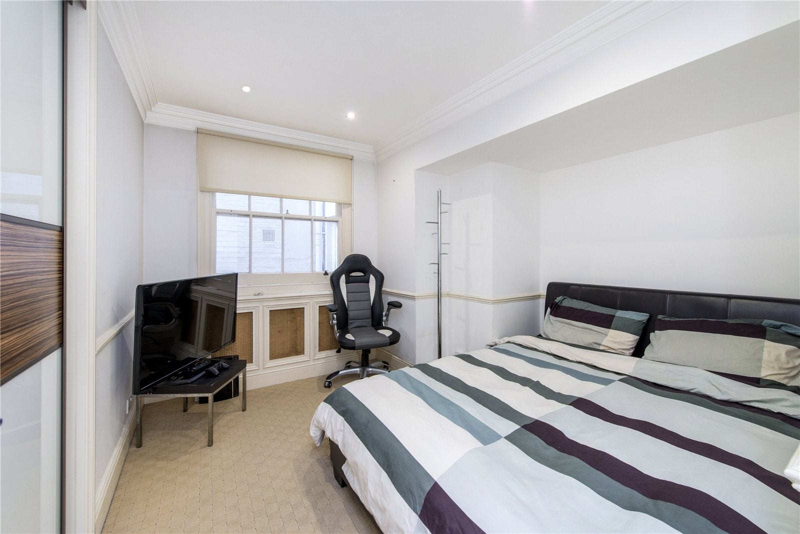 Flat Inverness Terrace in City of Westminster
