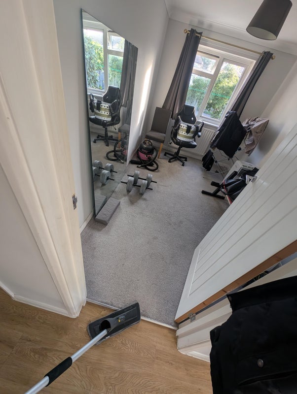 Room Creekmoor Lane in Poole