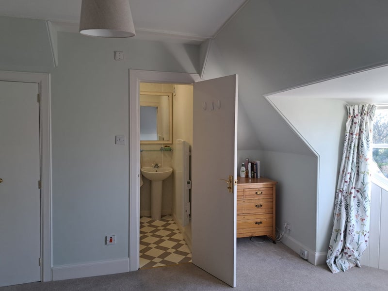 Room Linkfield Road in Musselburgh