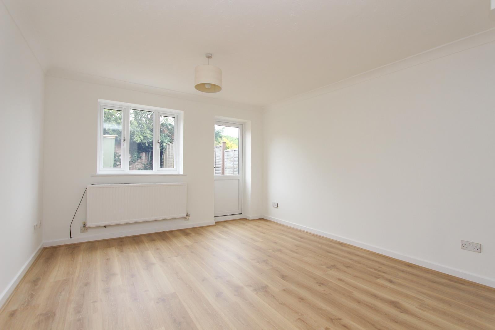 House Millstream Way in Leighton Buzzard