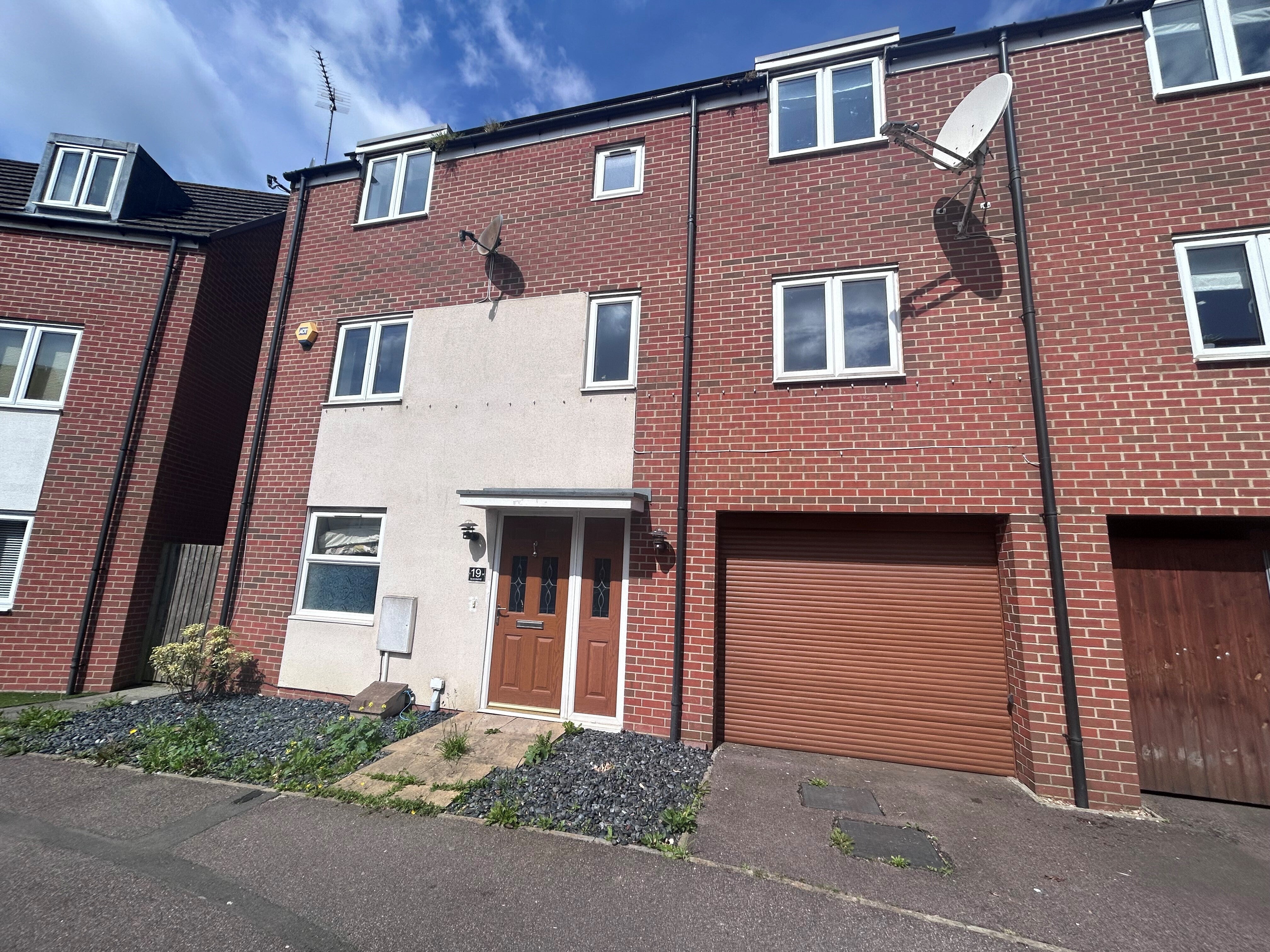Room Lavender Hill in Milton Keynes