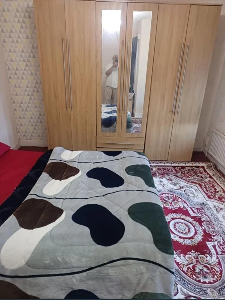 Room Northcote Road in Greater London