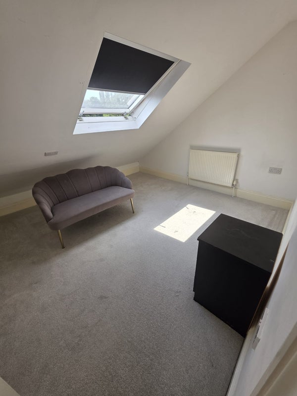 Room Umberslade Road in Birmingham