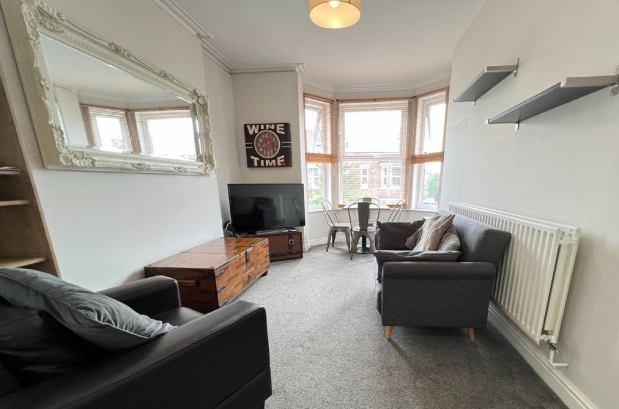 Room Epperstone Court in Nottingham
