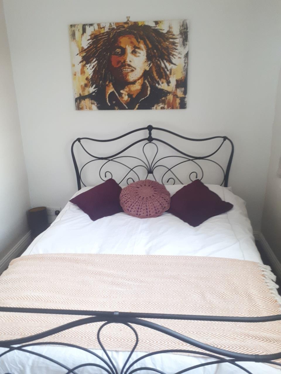 Room Sycamore Drive in Deal