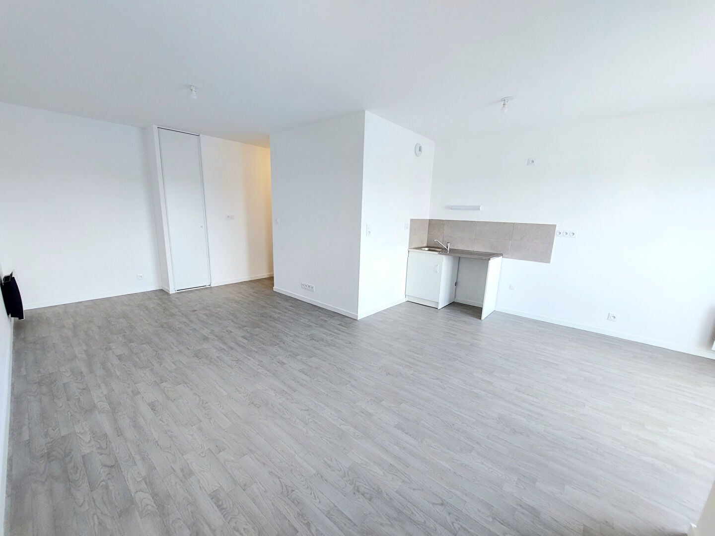 Flat Rue Alfred Nakache in Brest