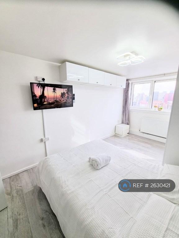 Room Forty Acre Lane in Greater London
