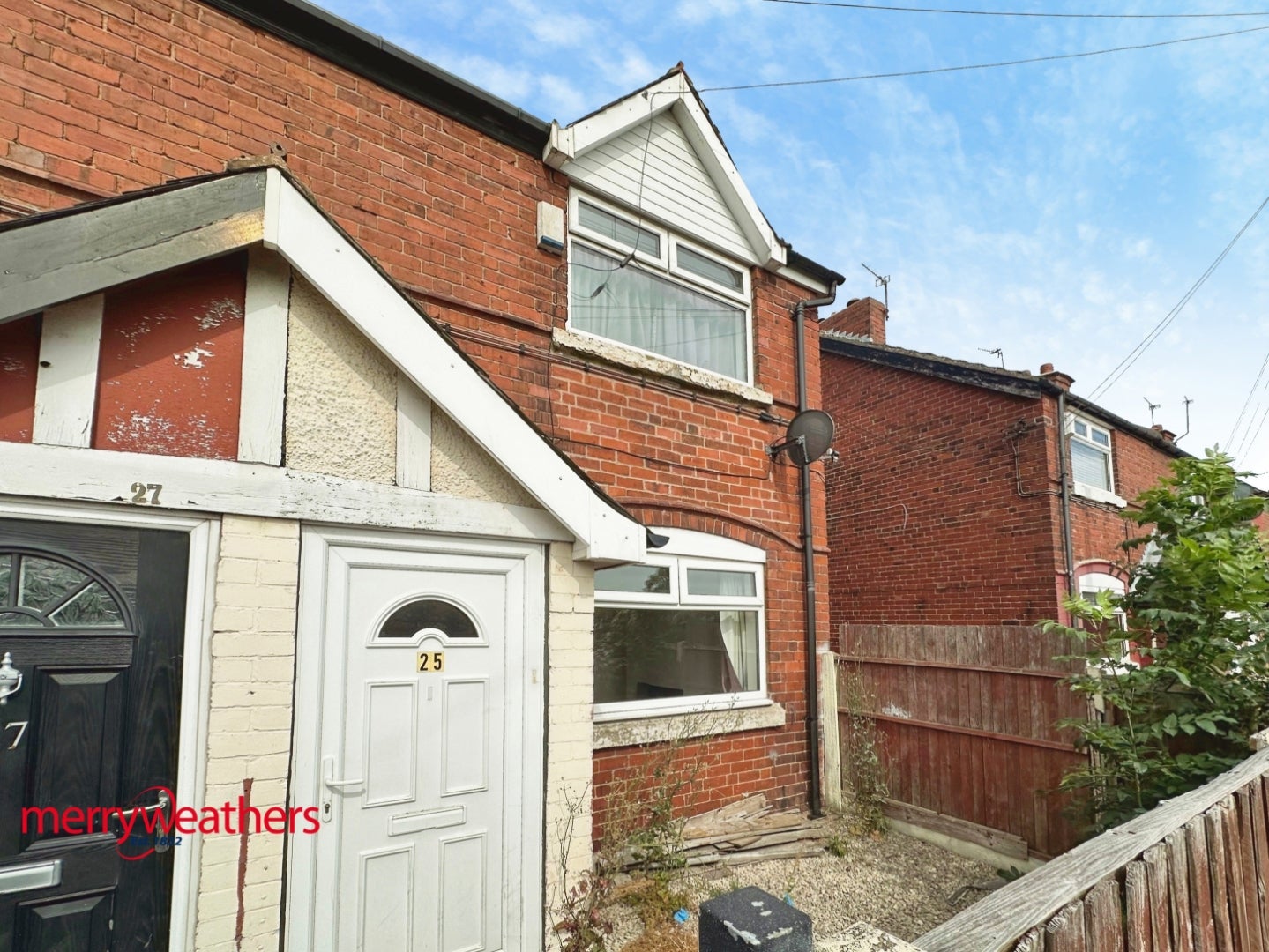 House Duke Avenue in Maltby
