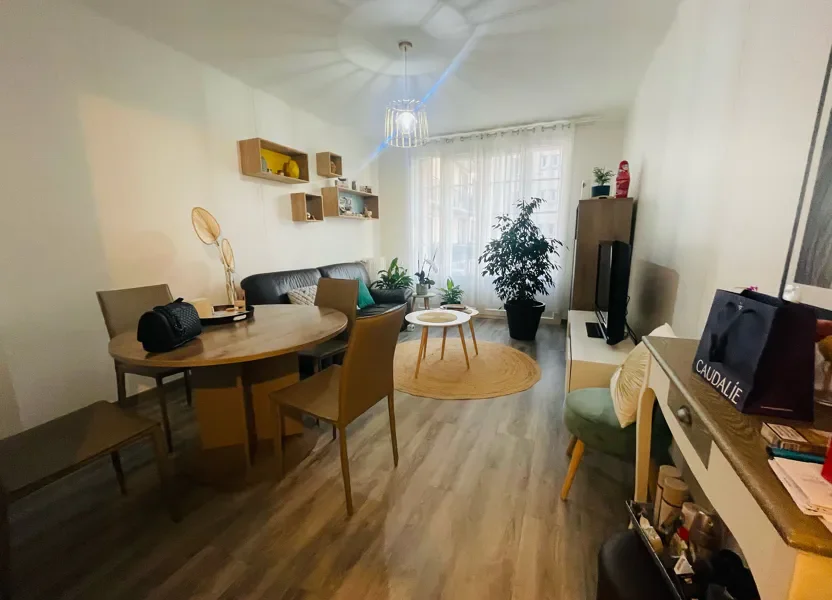 Appartement Rue des Pilotes à Bry-sur-Marne